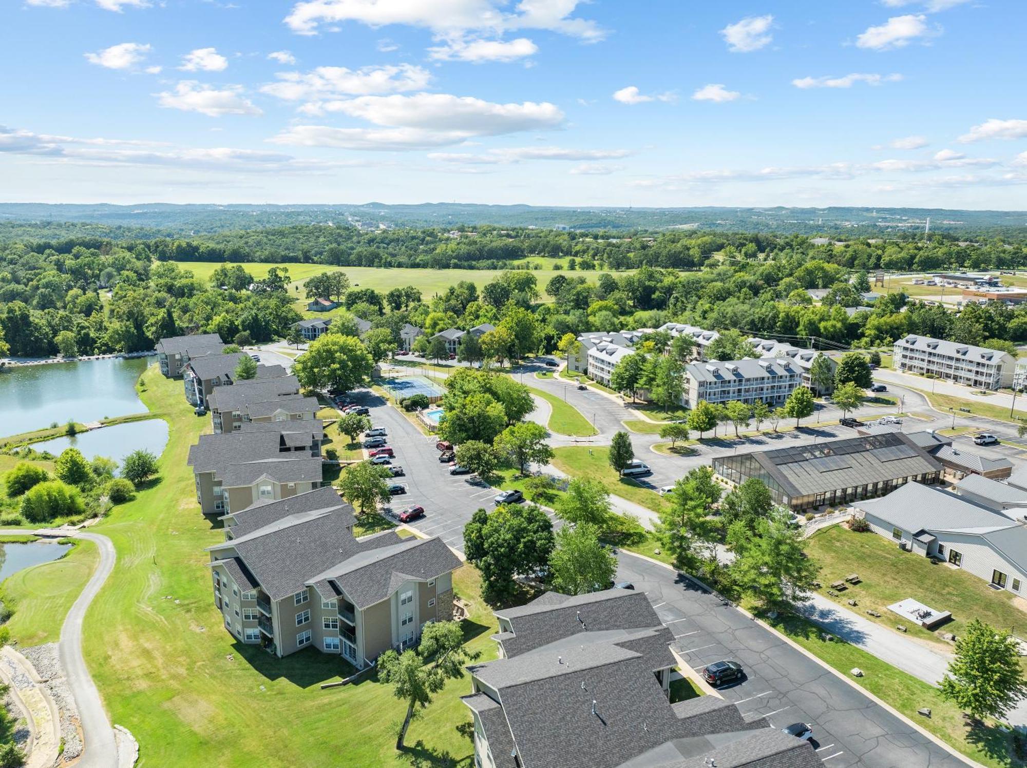 Take A Holiday Condo Branson Exterior photo